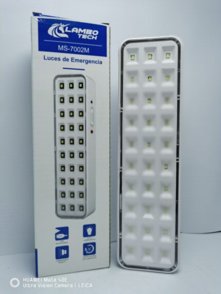 LUZ DE EMERGENCIA RECARGABLE 30 LCS.